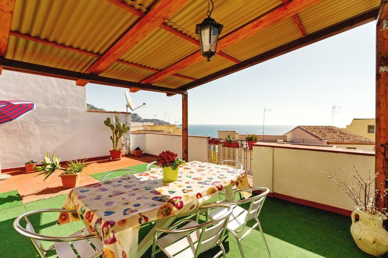 Seaview Terrace Sunny Apartment Джардіні-Наксос Екстер'єр фото