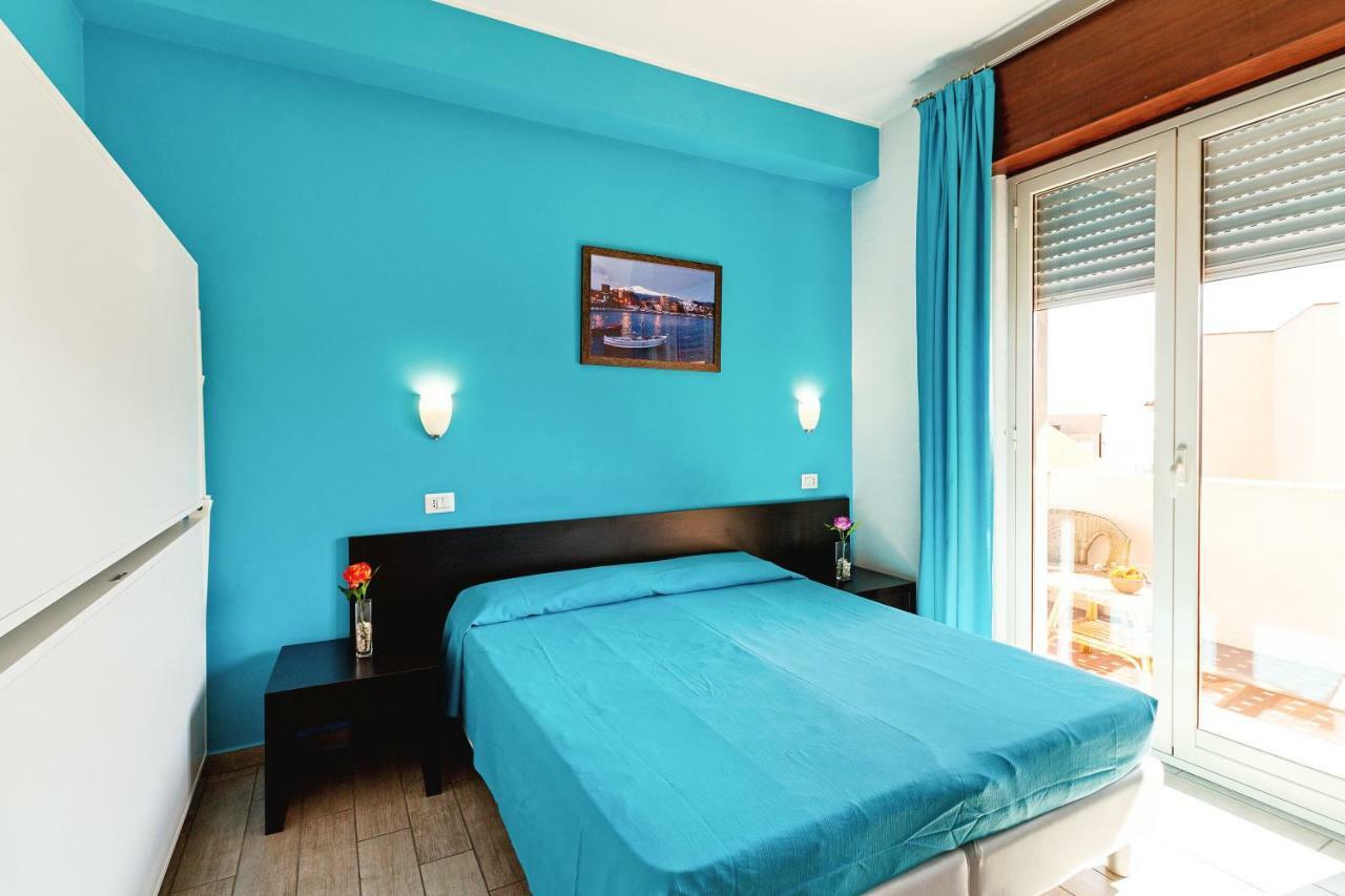 Seaview Terrace Sunny Apartment Джардіні-Наксос Екстер'єр фото